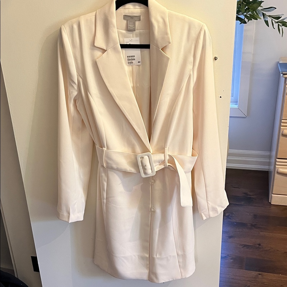 NWT Cream Belted Women's Blazer Dress
